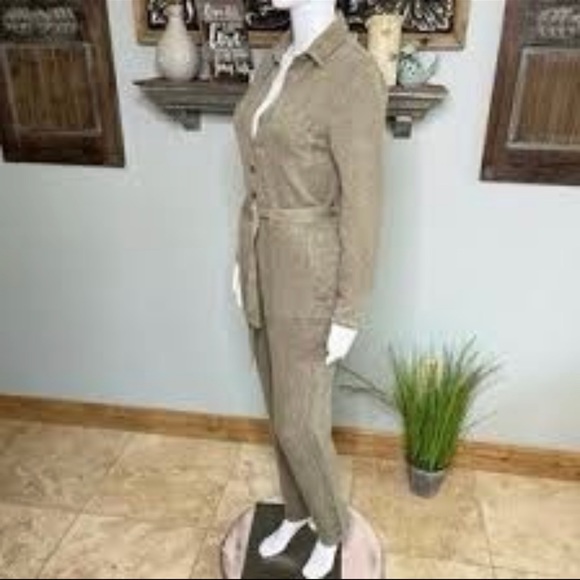 C&C California Jumpsuit - Picture 2 of 4